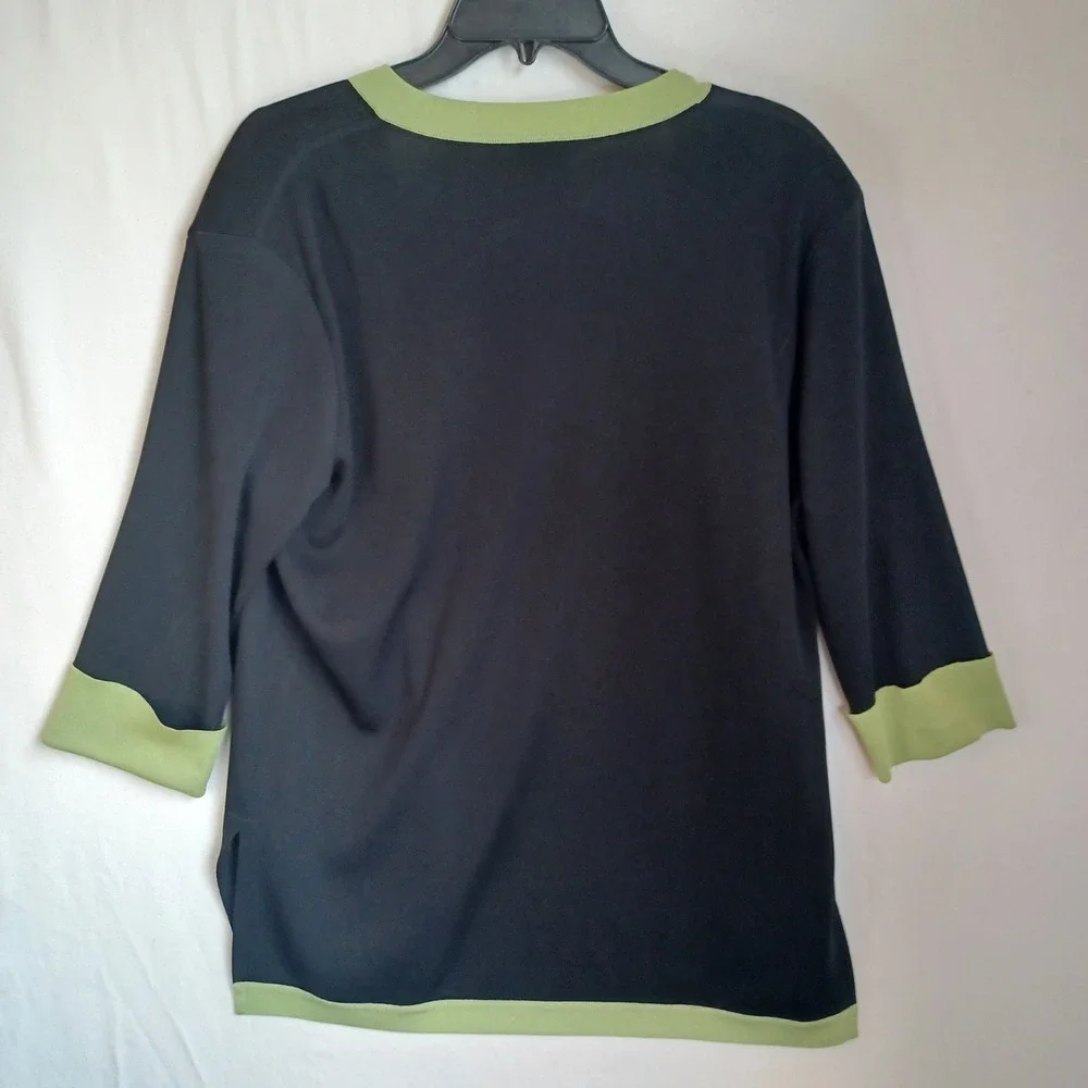 Misook exclusively open